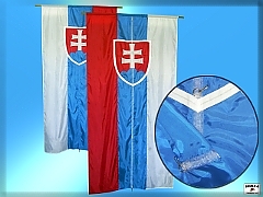 Slovenská štátna koruhva, uchytenie karabínky Slovenská štátna koruhva, uchytenie karabínky